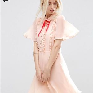 New adorable ruffle collar dress